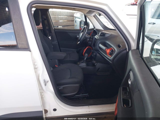 2020 JEEP RENEGADE ZACNJBAB6LPL49125 Photo 4