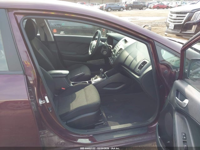 Продаж на аукціоні авто 2018 Kia Forte Lx, vin: 3KPFK4A78JE228277, номер лоту: 44452132