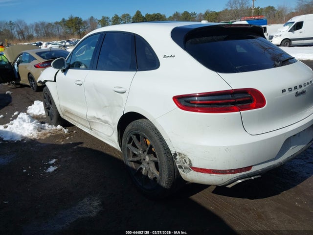 2018 PORSCHE MACAN WP1AF2A56JLB70659 Photo 2