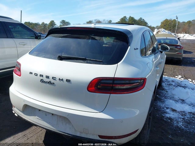 2018 PORSCHE MACAN WP1AF2A56JLB70659 Photo 3