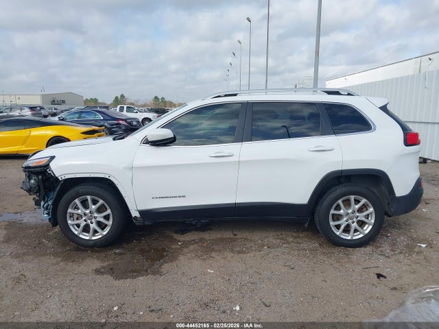 Продаж на аукціоні авто 2017 Jeep Cherokee Latitude Fwd, vin: 1C4PJLCS9HW595711, номер лоту: 44452165