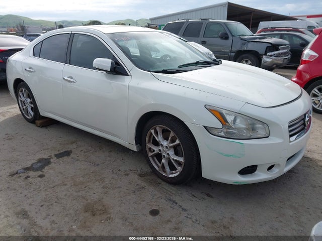 2014 1N4AA5AP5EC435487 main image