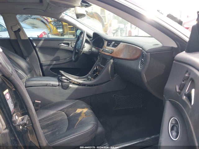 2006 MERCEDES-BENZ CLS 500 WDDDJ75X96A048621 Photo 4