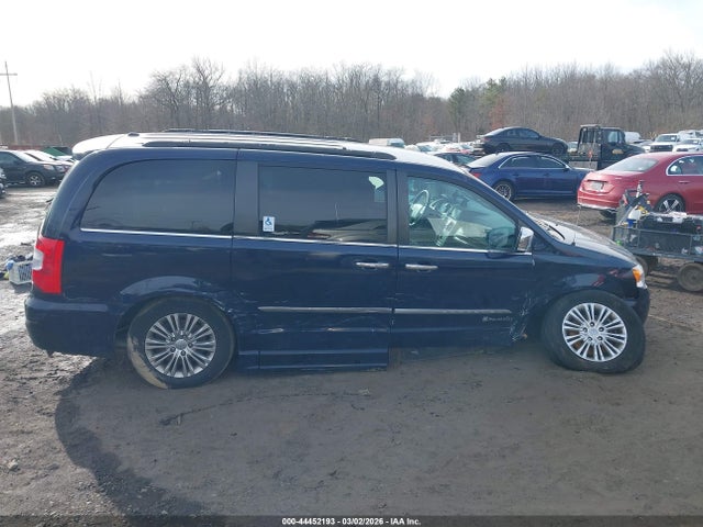 Aukcja sprzedaży 2015 Chrysler Town & Country Touring-l, vin: 2C4RC1CG1FR638317, numer aukcji: 44452193