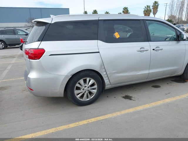 Продаж на аукціоні авто 2015 Kia Sedona Lx, vin: KNDMB5C18F6045965, номер лоту: 44452209