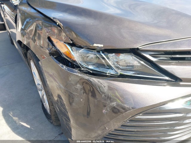 4T1B11HK3JU073631 Toyota CAMRY LE