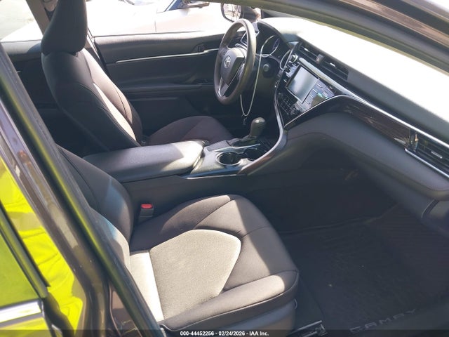 4T1B11HK3JU073631 Toyota CAMRY LE