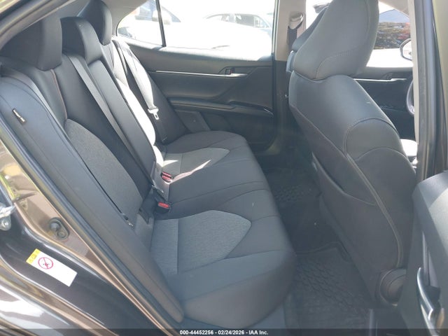 4T1B11HK3JU073631 Toyota CAMRY LE