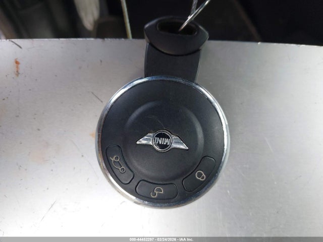 2011 MINI COOPER S WMWZP3C57BT249017 Photo 10