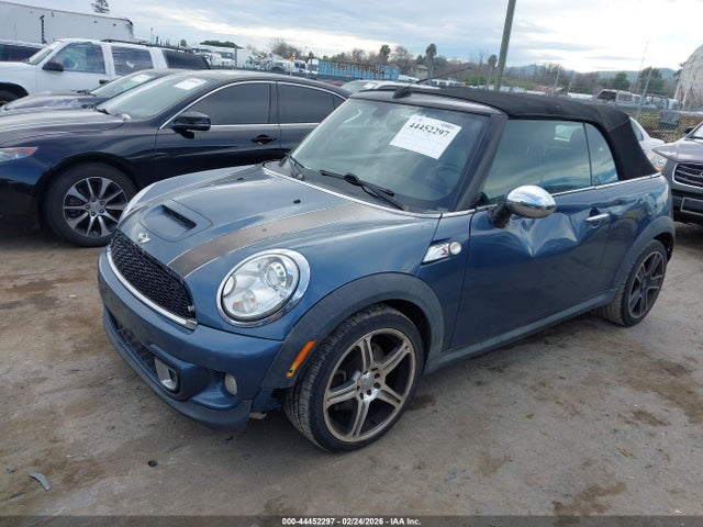 2011 MINI COOPER S WMWZP3C57BT249017 Photo 1