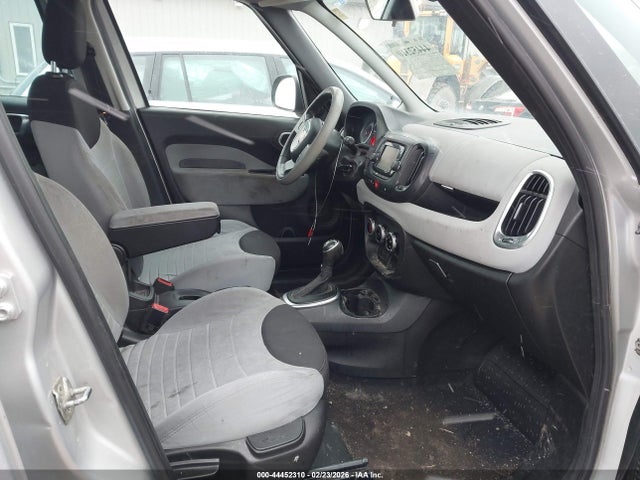 2014 FIAT 500L ZFBCFABH5EZ012526 Photo 4