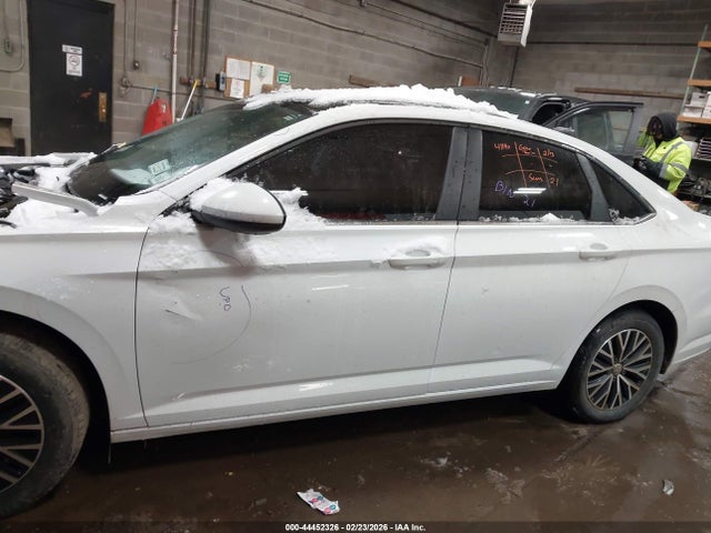 44452326 :رقم المزاد ، 3VWC57BU5MM101090 vin ، 2021 Volkswagen Jetta 1.4t R-line/1.4t S/1.4t Se مزاد بيع