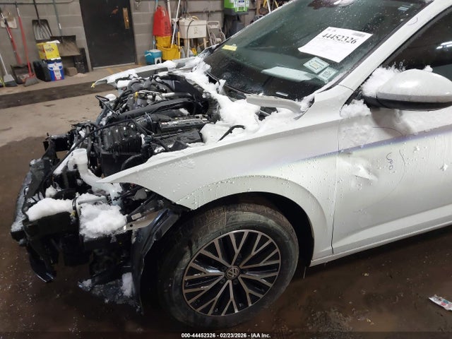 44452326 :رقم المزاد ، 3VWC57BU5MM101090 vin ، 2021 Volkswagen Jetta 1.4t R-line/1.4t S/1.4t Se مزاد بيع