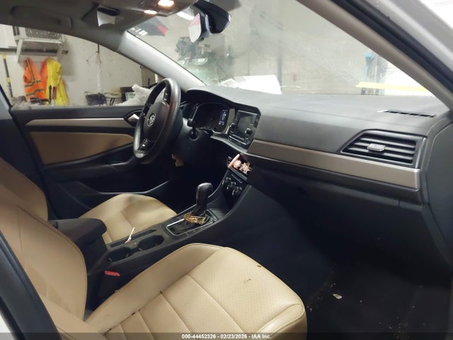 44452326 :رقم المزاد ، 3VWC57BU5MM101090 vin ، 2021 Volkswagen Jetta 1.4t R-line/1.4t S/1.4t Se مزاد بيع