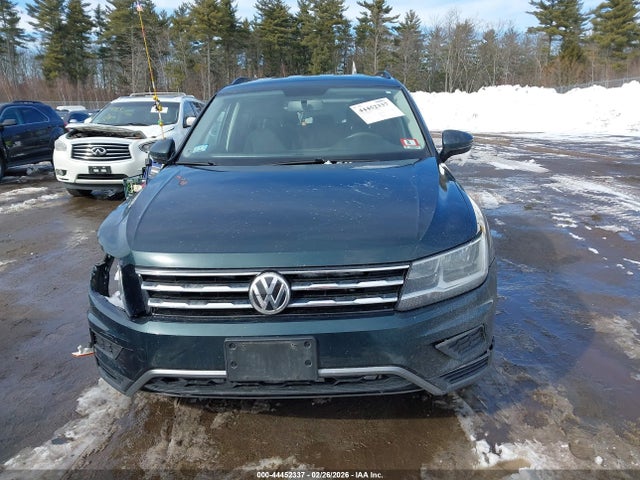 3VV0B7AX2KM016376 Volkswagen Tiguan 2.0t S