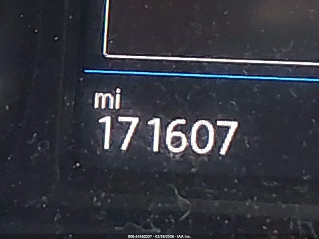 3VV0B7AX2KM016376 Volkswagen Tiguan 2.0t S