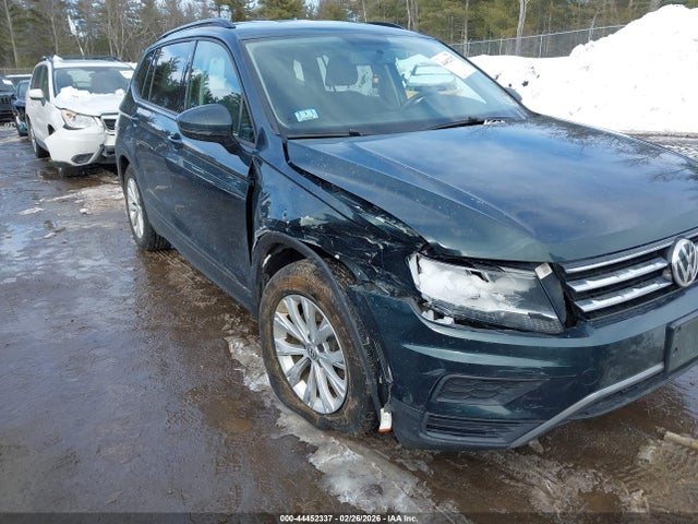 3VV0B7AX2KM016376 Volkswagen Tiguan 2.0t S