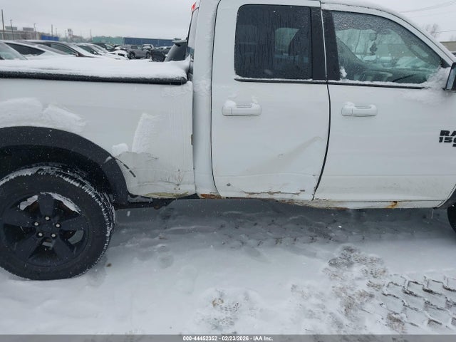44452352 :رقم المزاد ، 1C6RR7GG0KS686581 vin ، 2019 Ram 1500 Classic Warlock  4x4 6'4 Box مزاد بيع