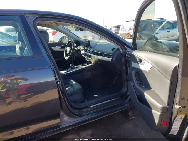 WAUGMAF45HN060841 Audi A4 2.0t Ultra Premium