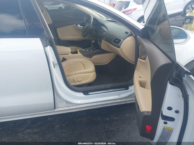44452374 :رقم المزاد ، WAUYGAFC3CN061921 vin ، 2012 Audi A7 Premium مزاد بيع