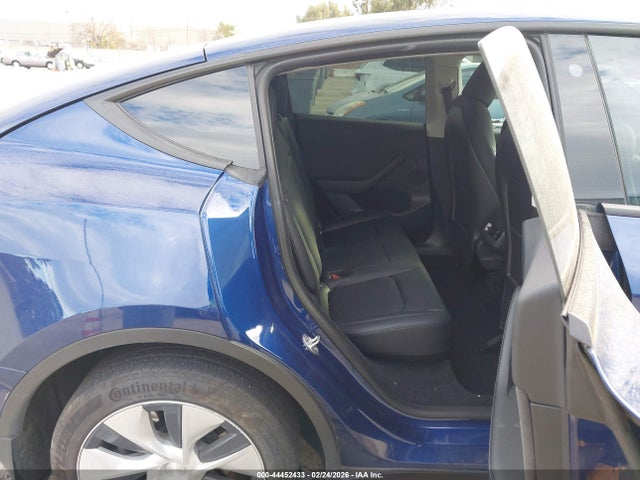 2023 TESLA MODEL Y 7SAYGDEE8PF701605 Photo 7