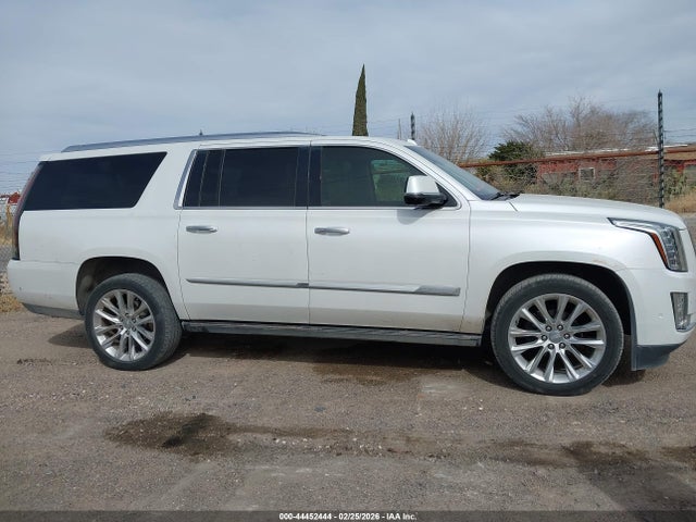 2020 Cadillac Escalade Esv 4wd Premium Luxury მანქანა იყიდება აუქციონზე, vin: 1GYS4JKJ7LR216916, აუქციონის ნომერი: 44452444
