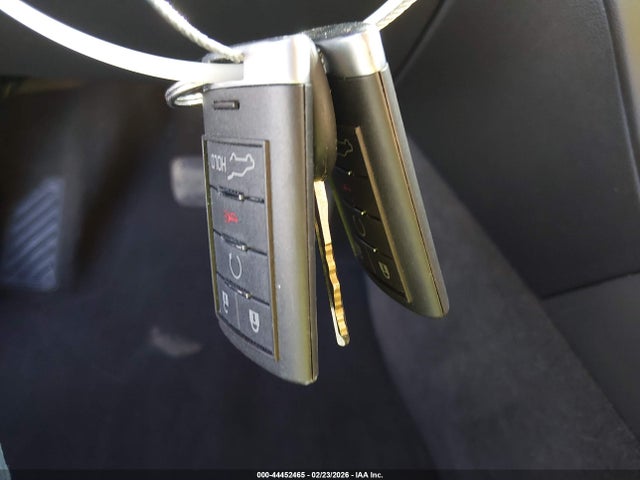 44452465 :رقم المزاد ، 3GYFNCE38DS620183 vin ، 2013 Cadillac Srx Luxury Collection مزاد بيع