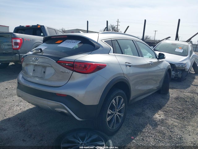 44452497 :رقم المزاد ، SJKCH5CR1HA019396 vin ، 2017 Infiniti Qx30 Premium مزاد بيع