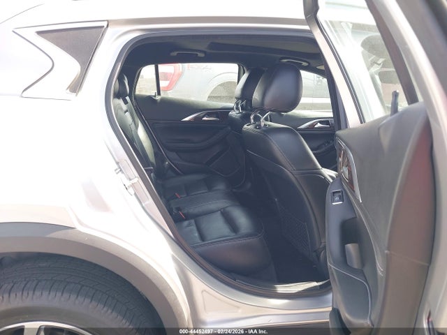 44452497 :رقم المزاد ، SJKCH5CR1HA019396 vin ، 2017 Infiniti Qx30 Premium مزاد بيع