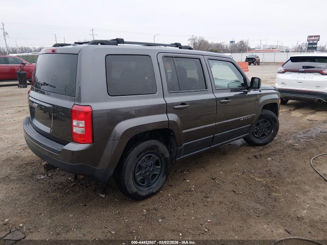 1C4NJPBB2HD203437 Jeep Patriot Sport Fwd