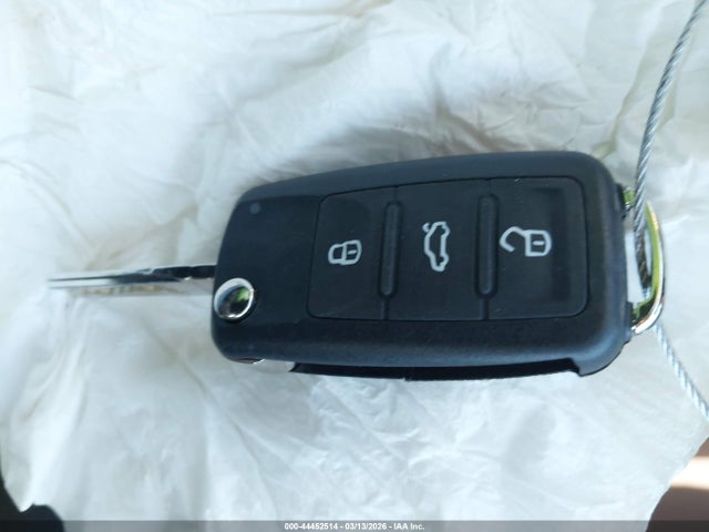 Продаж на аукціоні авто 2015 Volkswagen Passat 2.0l Tdi Se, vin: 1VWBV7A33FC046275, номер лоту: 44452514