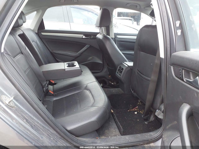 Продаж на аукціоні авто 2015 Volkswagen Passat 2.0l Tdi Se, vin: 1VWBV7A33FC046275, номер лоту: 44452514
