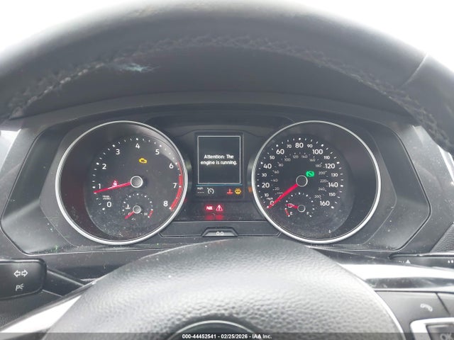 2018 Volkswagen Tiguan 2.0t Se/2.0t Sel მანქანა იყიდება აუქციონზე, vin: 3VV2B7AX4JM016158, აუქციონის ნომერი: 44452541