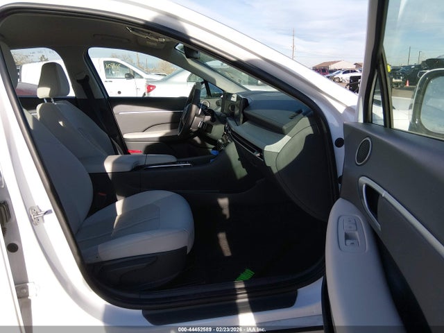 2025 HYUNDAI SONATA KMHL64JA6SA471170 Photo 4