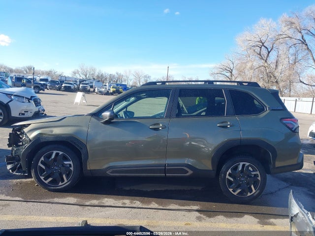 44452596 :رقم المزاد ، JF2SLDRCXSH493910 vin ، 2025 Subaru Forester Limited مزاد بيع