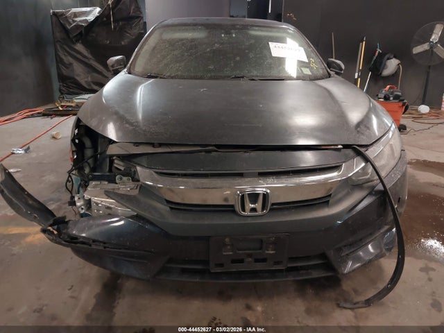 Продаж на аукціоні авто 2018 Honda Civic Lx, vin: 2HGFC2F59JH609649, номер лоту: 44452627