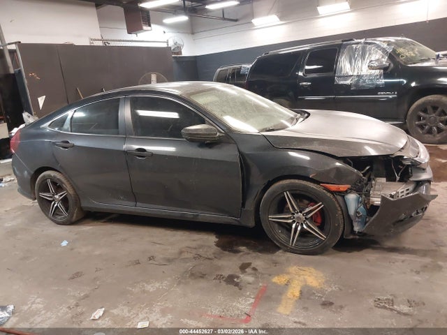 Продаж на аукціоні авто 2018 Honda Civic Lx, vin: 2HGFC2F59JH609649, номер лоту: 44452627