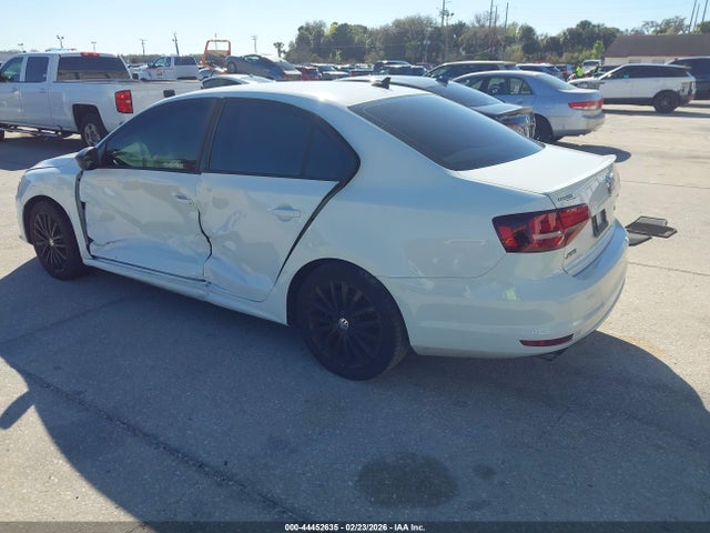 44452635 :رقم المزاد ، 3VWD17AJ2GM267269 vin ، 2016 Volkswagen Jetta 1.8t Sport مزاد بيع