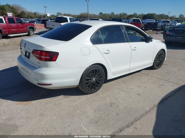 44452635 :رقم المزاد ، 3VWD17AJ2GM267269 vin ، 2016 Volkswagen Jetta 1.8t Sport مزاد بيع