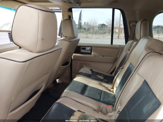 2008 Lincoln Navigator მანქანა იყიდება აუქციონზე, vin: 5LMFU27518LJ04950, აუქციონის ნომერი: 44452647