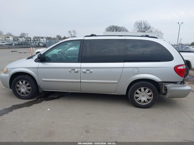Продажа на аукционе авто 2006 Chrysler Town & Country Touring, vin: 2A4GP54L86R923380, номер лота: 44452658