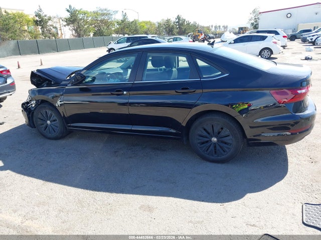 3VWC57BU6MM000818 Volkswagen Jetta 1.4t R-line/1.4t S/1.4t Se
