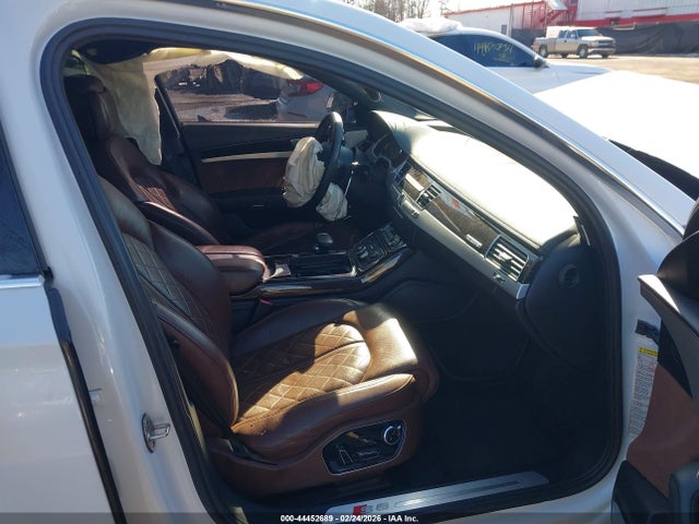 2013 AUDI S8 WAUD2AFD1DN031887 Photo 4