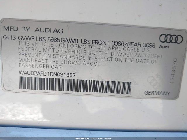 2013 AUDI S8 WAUD2AFD1DN031887 Photo 8