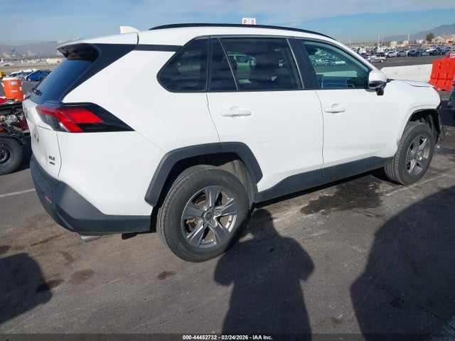Toyota Rav4 Xle 2024 2T3P1RFV3RC444051 Image 4