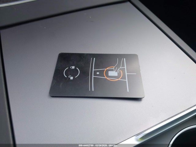 2026 TESLA MODEL Y 7SAYGDEE1TF553601 Photo 10