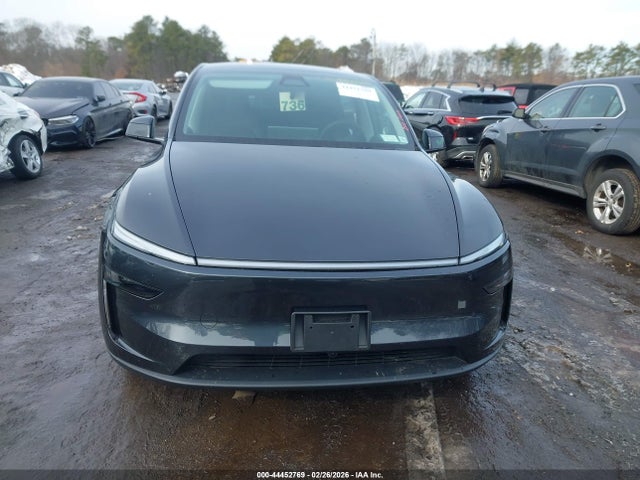 7SAYGDEE1TF553601 Tesla Model Y Long Range Launch Series/premium All-wheel Drive