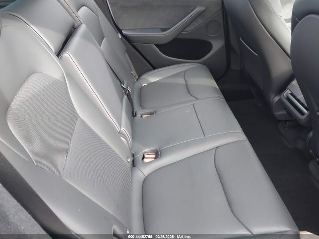 2026 TESLA MODEL Y 7SAYGDEE1TF553601 Photo 7