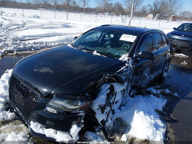 2011 AUDI A4 WAUWFAFLXBA141605 Photo 1