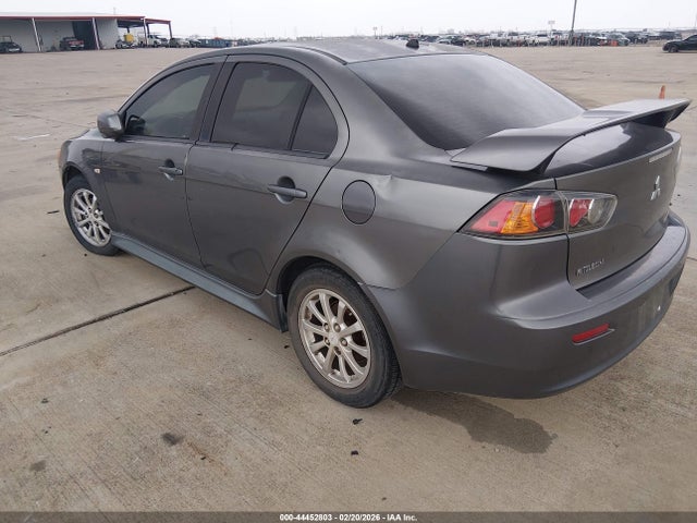 2010 MITSUBISHI LANCER JA32U2FU6AU019468 Photo 2